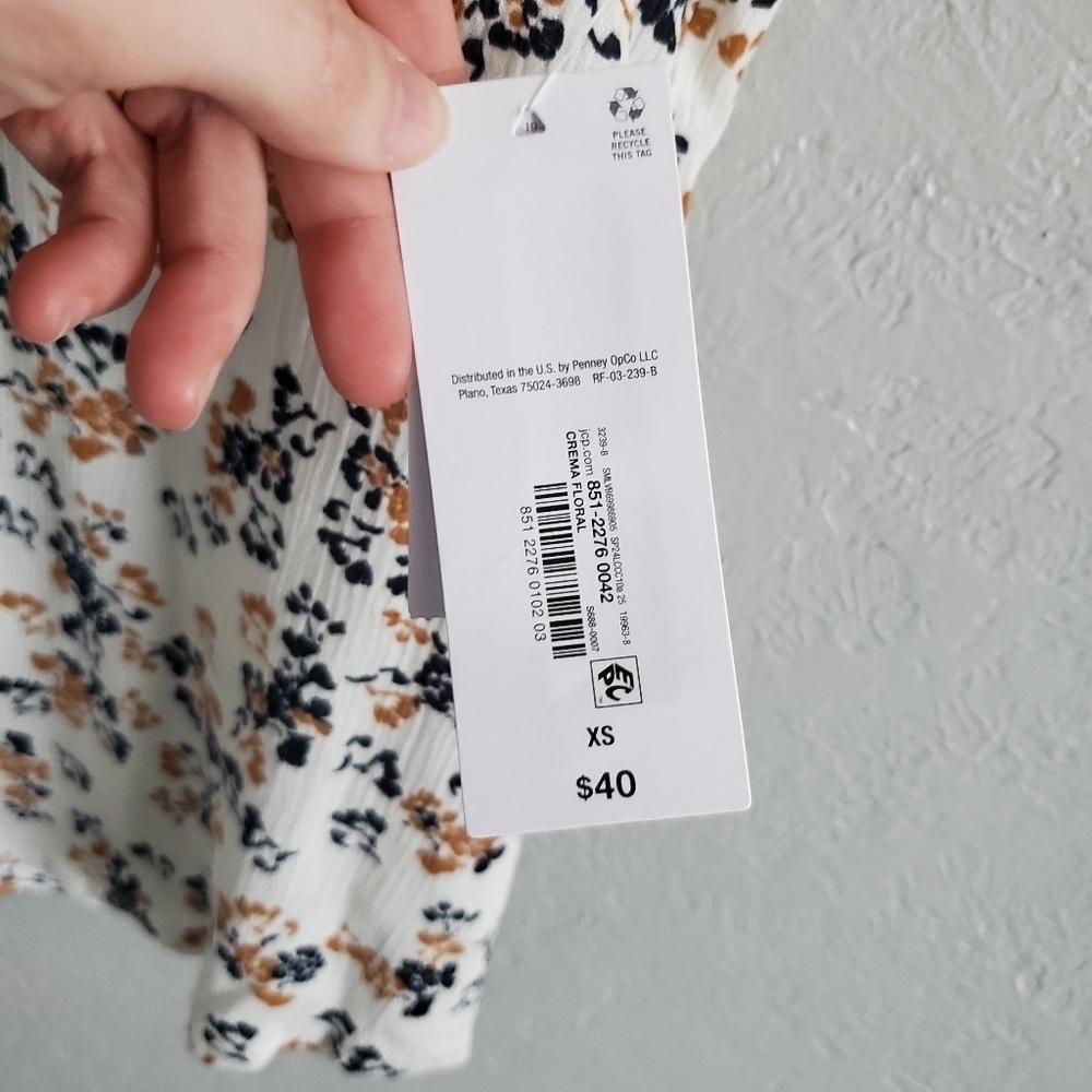 Liz Claiborne Womens White Multicolor Floral Cap Sleeve Button Blouse Sz XS NWT - Picture 4 of 6